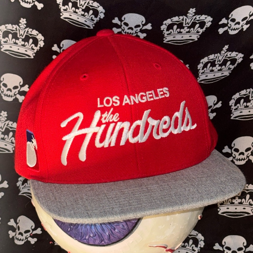 THE HUNDREDS Men’s Los Angeles Red/Grey SnapBack Cap